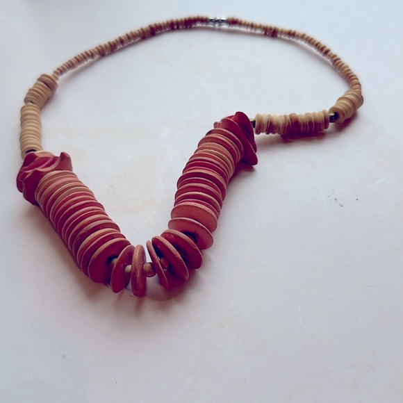 Vintage wood necklace - Picture 2 of 3